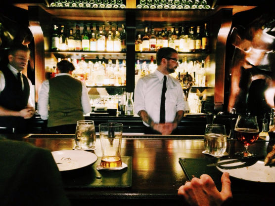 Portable Appliance Testing for Shops, Restaurants and Bars
